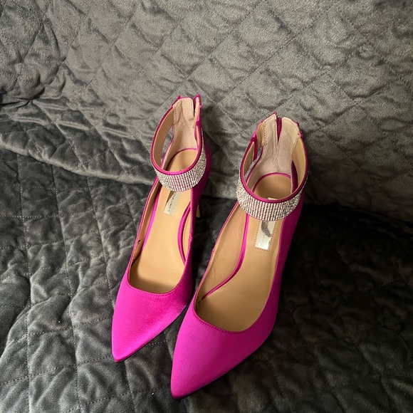 Never worn - Picture 6 of 6